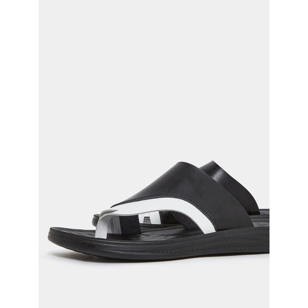 Styli Toe Loop Color Block Strap Sandals-men-shoes-sandals-image-3