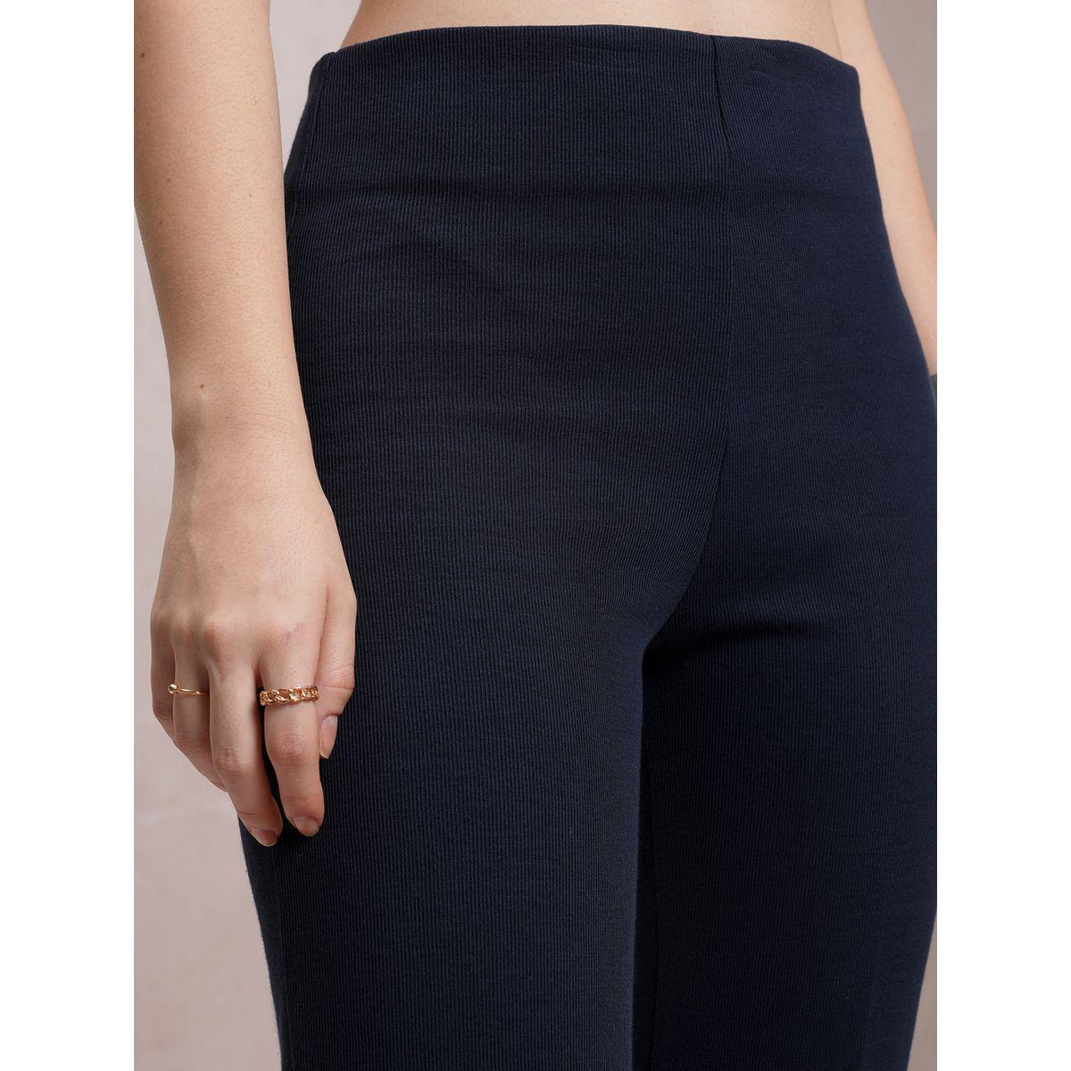 Vishudh X Styli  Solid Mid Rise Flared Pants with Side Zip Closure-women-clothing-bottoms-trousers-image-5