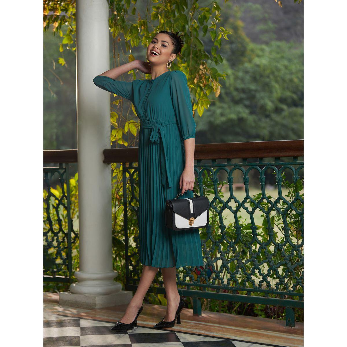 فستان ميدي مزين بكسرات مع حزام خصر ساسافراس × ستايلي-women-clothing-dresses-image-6