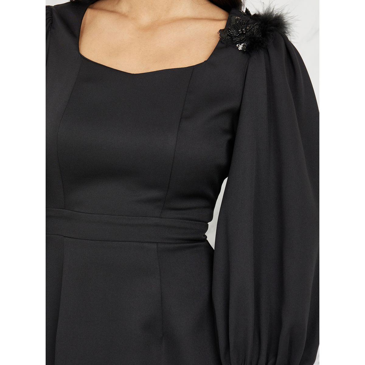 Styli Floral Applique Faux Feather Trim Sweetheart Neck A-Line Maxi Dress-women-clothing-dresses-image-3