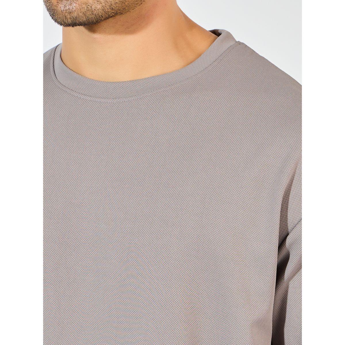 تيشيرت فضفاض محبوك بنسيج جاكار-men-clothing-sportswearandactivewear-tshirtsandpolos-image-2