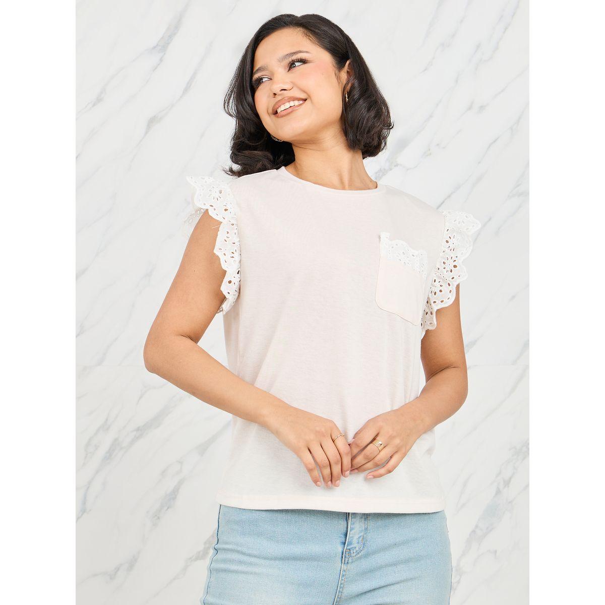 بلوزة بتفاصيل دانتيل مع جيب على الصدر-women-clothing-shirtsandblouses-blouses-image-3