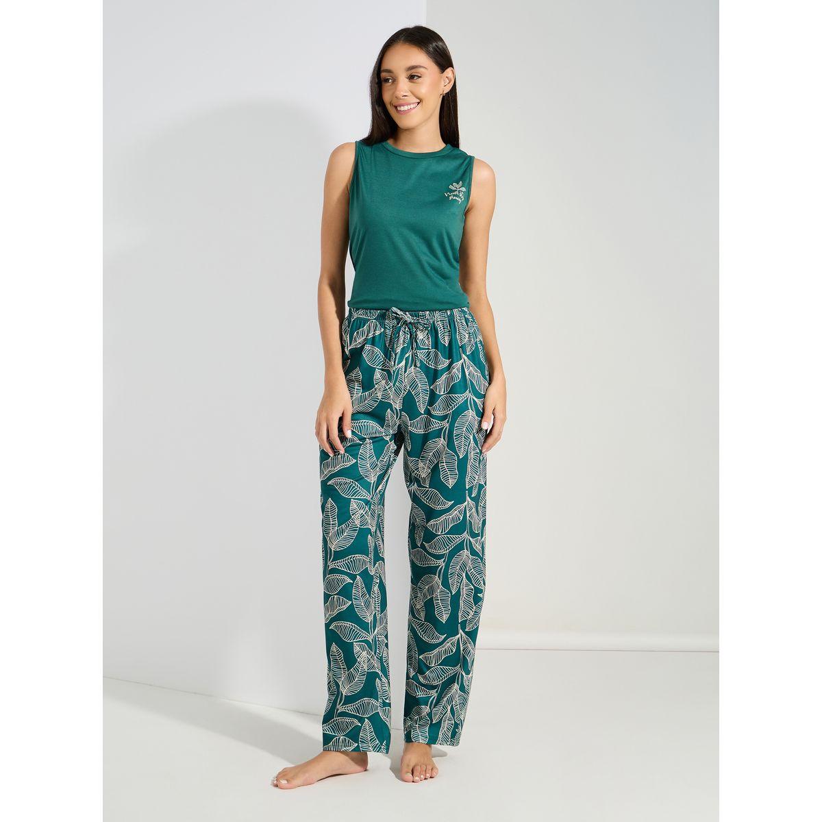Styli Unwind Ruffle Hem Graphic Vest & Palm Print Pyjama Set-women-clothing-nightwear-pyjamas-longsets-image-4