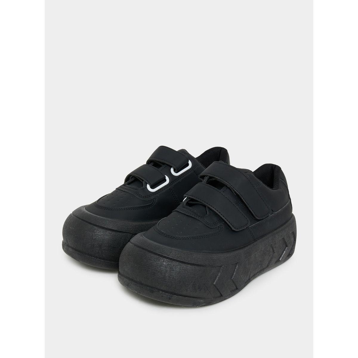 حذاء شانكي بشريطين فيلكرو للغلق-women-shoes-sneakers-image-3