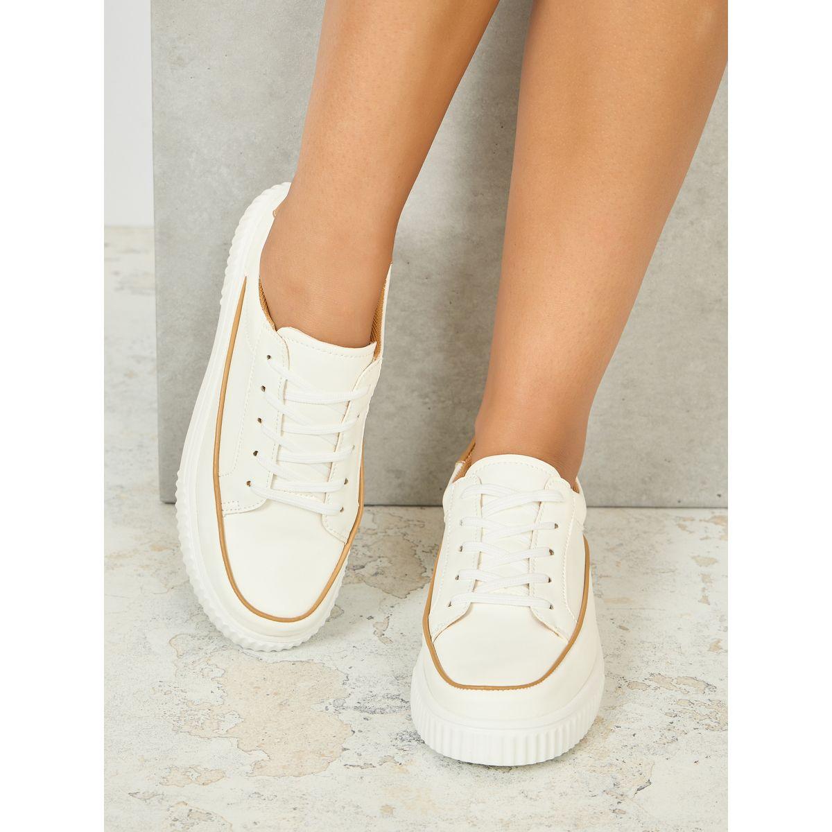 حذاء كاجوال بتفاصيل محزوزة-women-shoes-sneakers-image-1