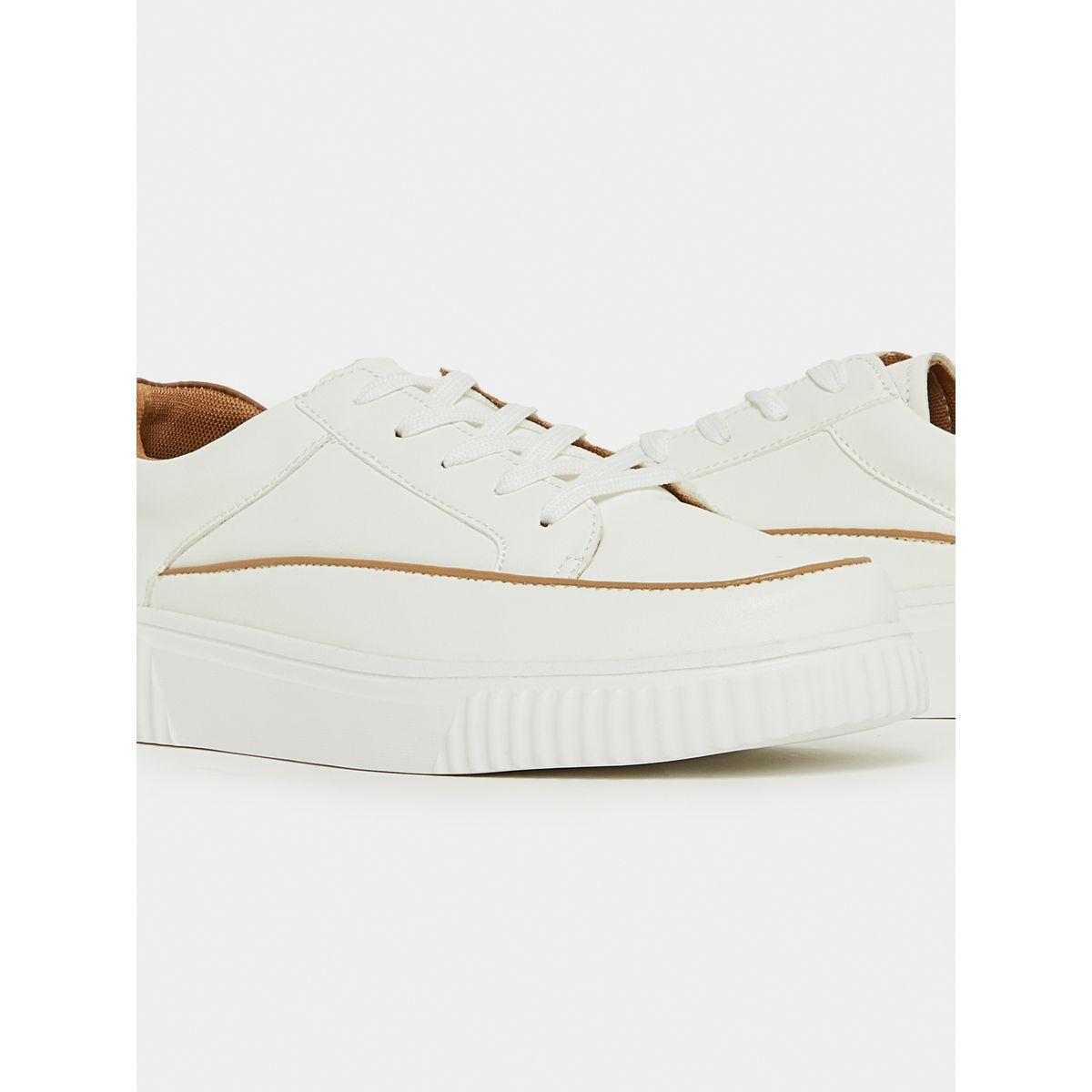 حذاء كاجوال بتفاصيل محزوزة-women-shoes-sneakers-image-4