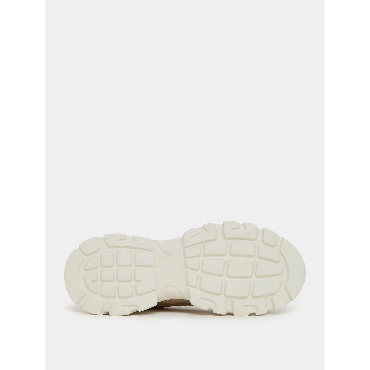 حذاء سنيكرز بتفاصيل بارزة الملمس-women-shoes-sneakers-image-7
