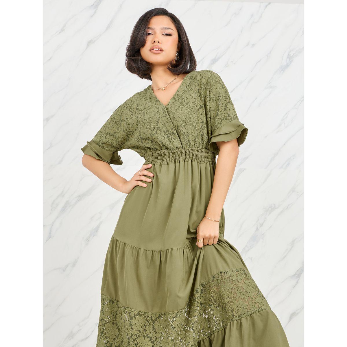 فستان طويل بكسرات وتفاصيل دانتيل-women-clothing-dresses-image-2