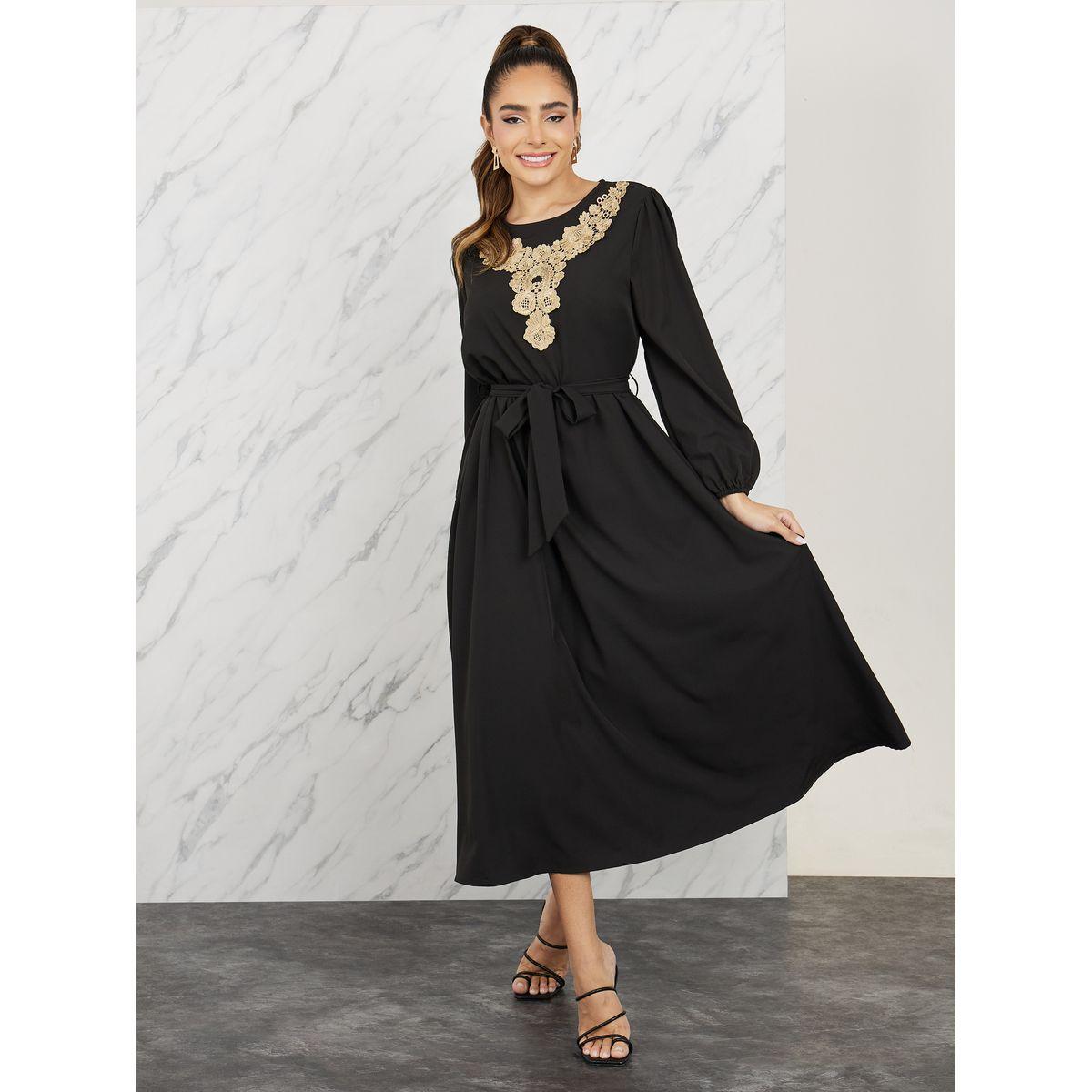 فستان طويل بتفاصيل مُطرّزة مع دانتيل-women-clothing-dresses-image-1