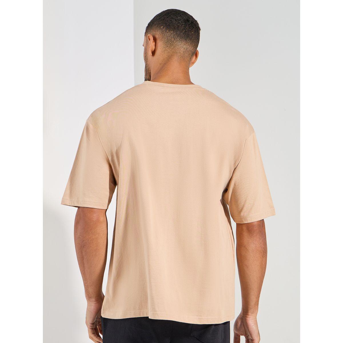 تيشيرت جيرسيه فضفاض منمق بكتابة بارزة-men-clothing-tshirtsandpolos-tshirts-image-4