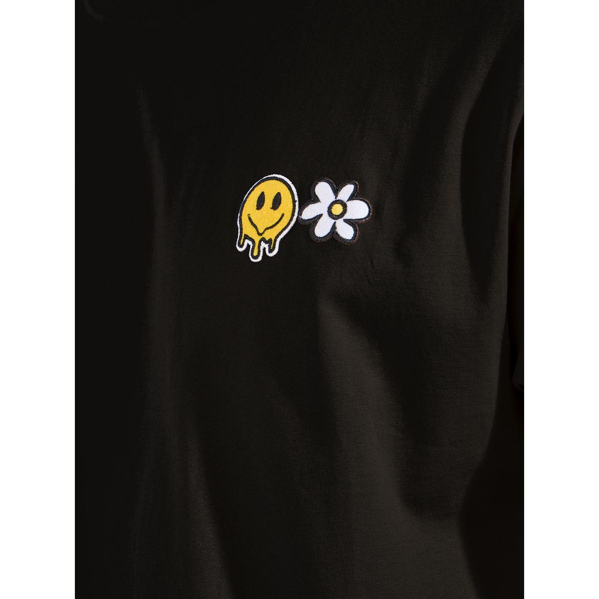 Styli Chest Badge Compact Jersey Oversized T-Shirt-men-clothing-tshirtsandpolos-tshirts-image-3