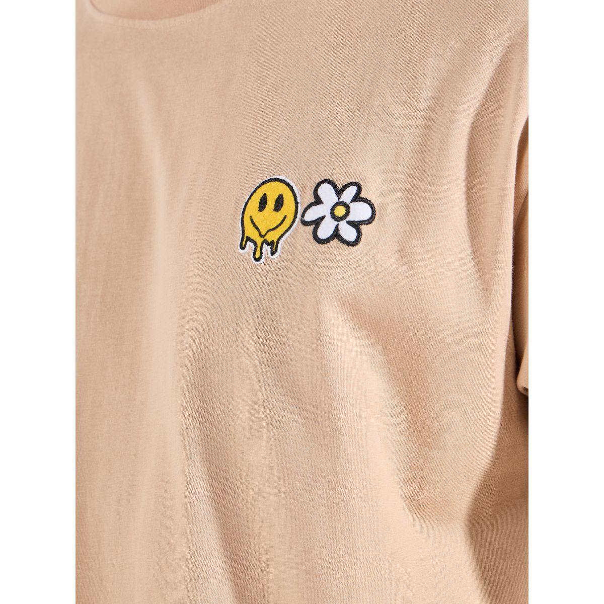 تيشيرت جيرسيه فضفاض مزين بشارة على الصدر-men-clothing-tshirtsandpolos-tshirts-image-3