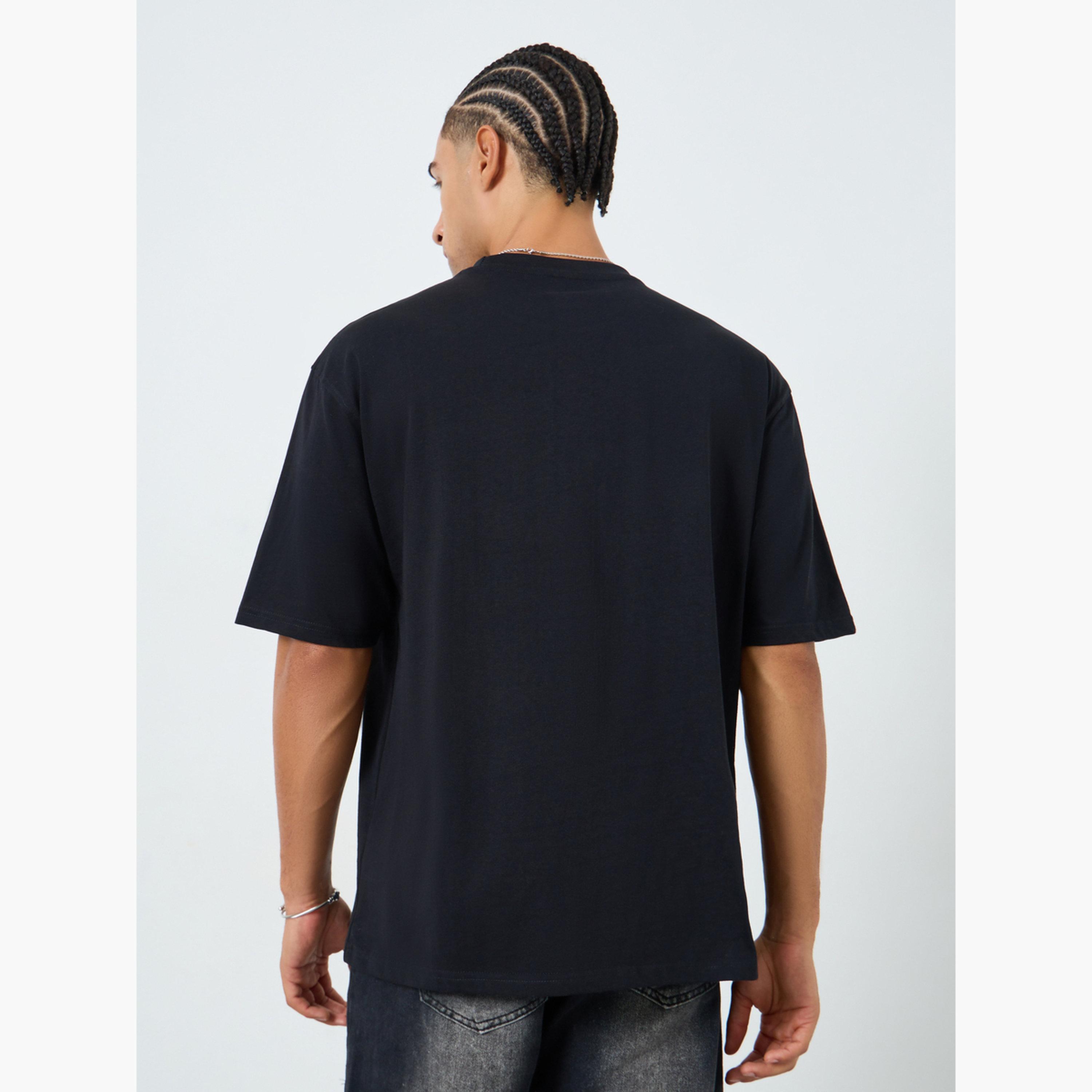 Styli Men Black Oversized T-Shirt with Minimalist Print-men-clothing-tshirtsandpolos-tshirts-image-4
