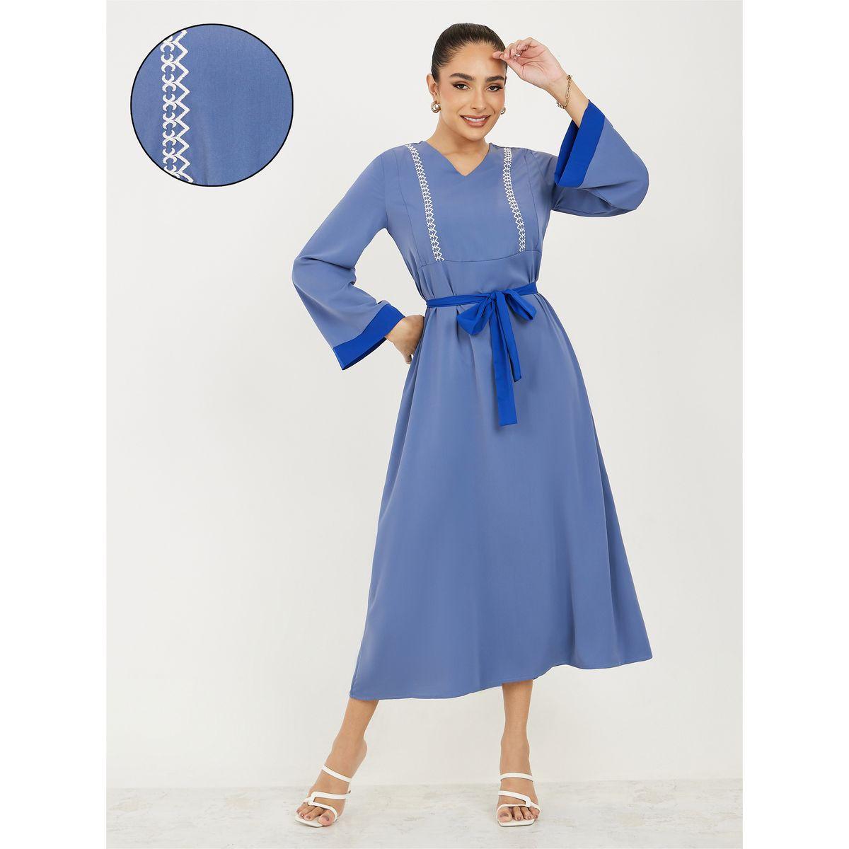 فستان ميدي بتفاصيل مُطرّزة مع حزام-women-clothing-dresses-image-1