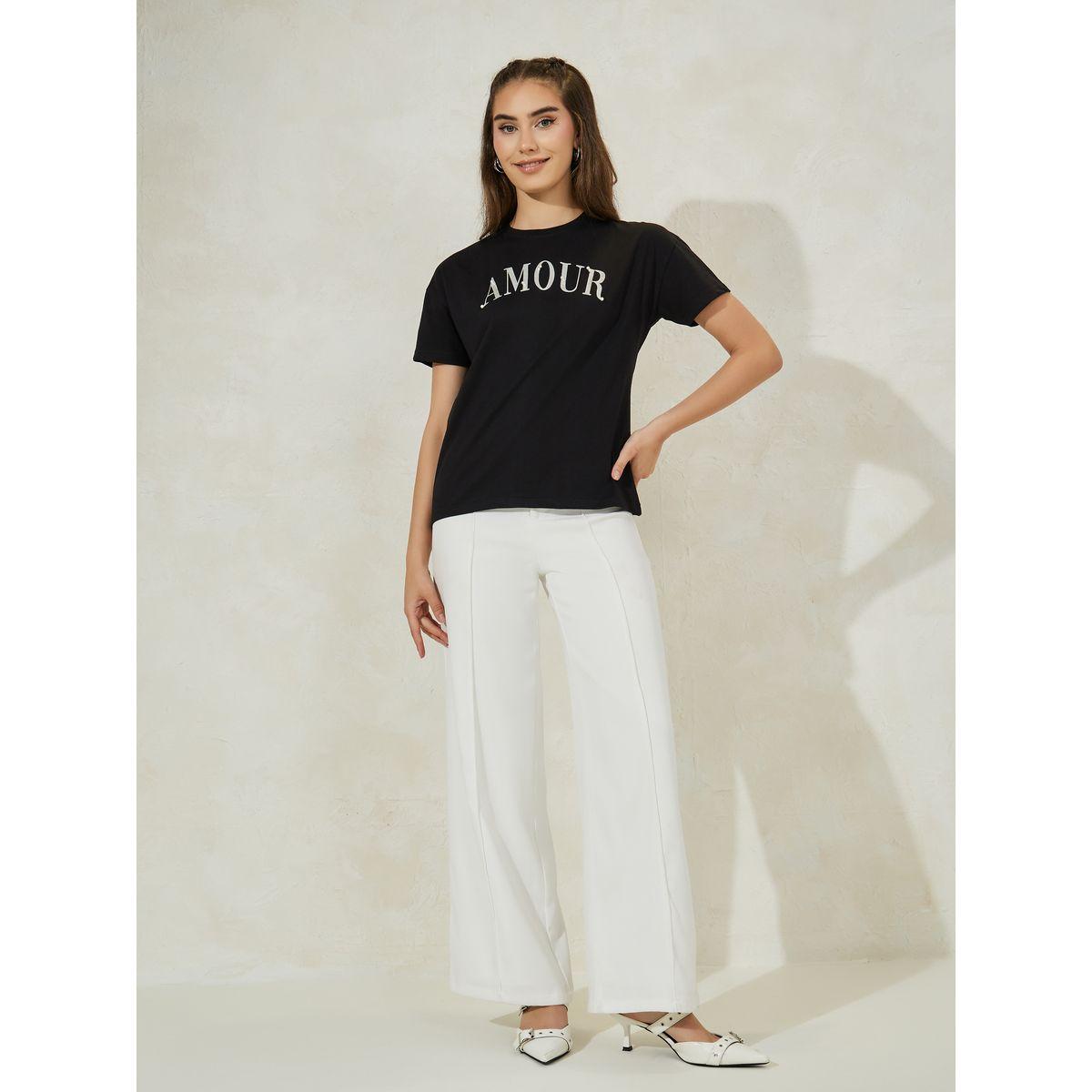تيشيرت باكتاف منخفضة مع كتابة مزينة بحجر الراين-women-clothing-tshirts-image-3