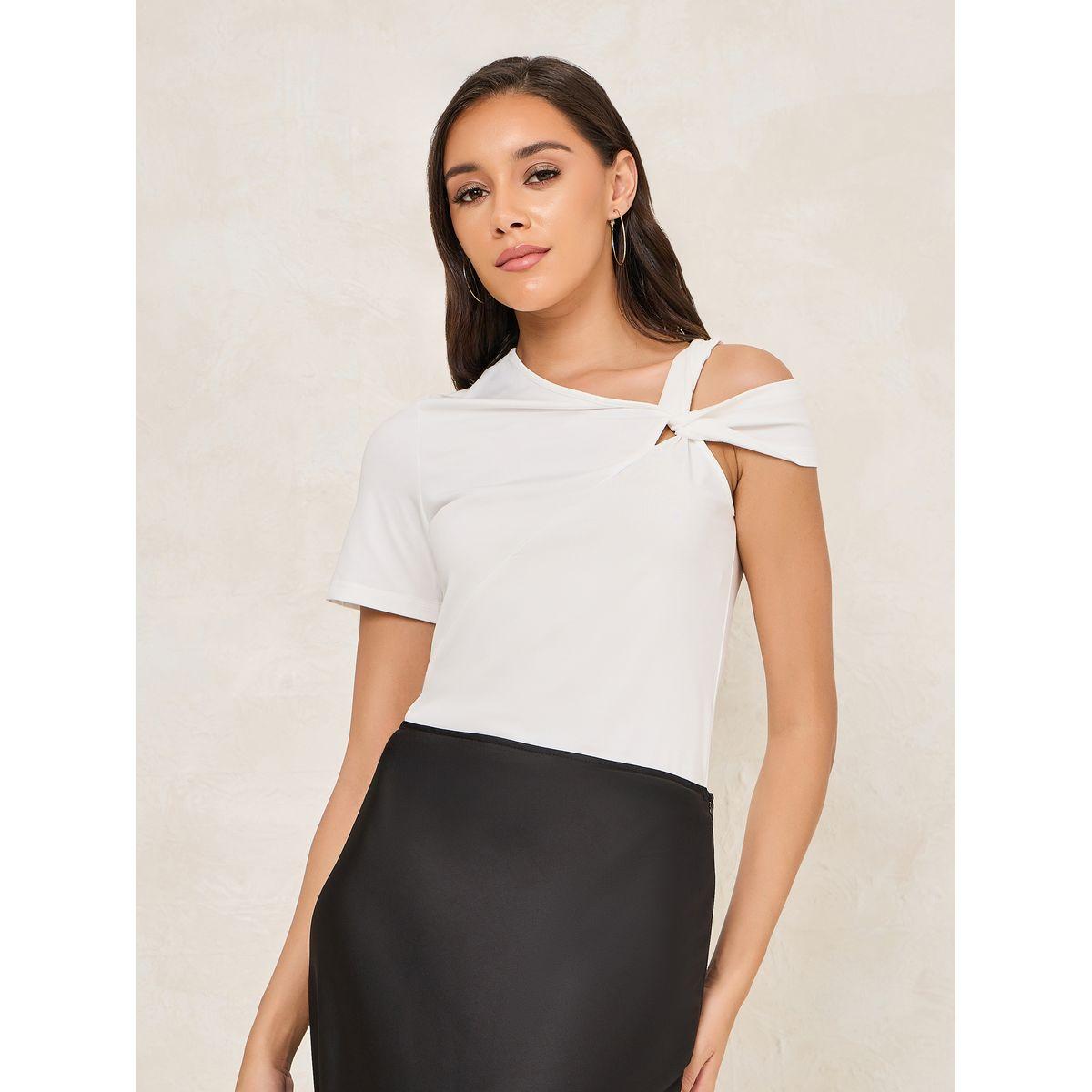 تيشيرت مجسم بياقة غير متماثلة الطول وفتحات-women-clothing-tshirts-image-1