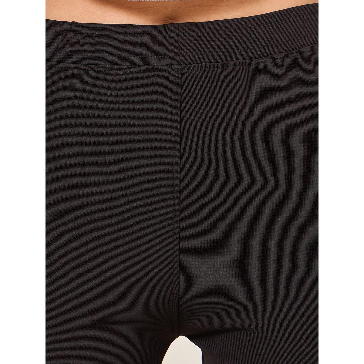 Styli Solid Fit & Flare High Rise 3/4 Leggings-women-clothing-bottoms-leggings-image-3