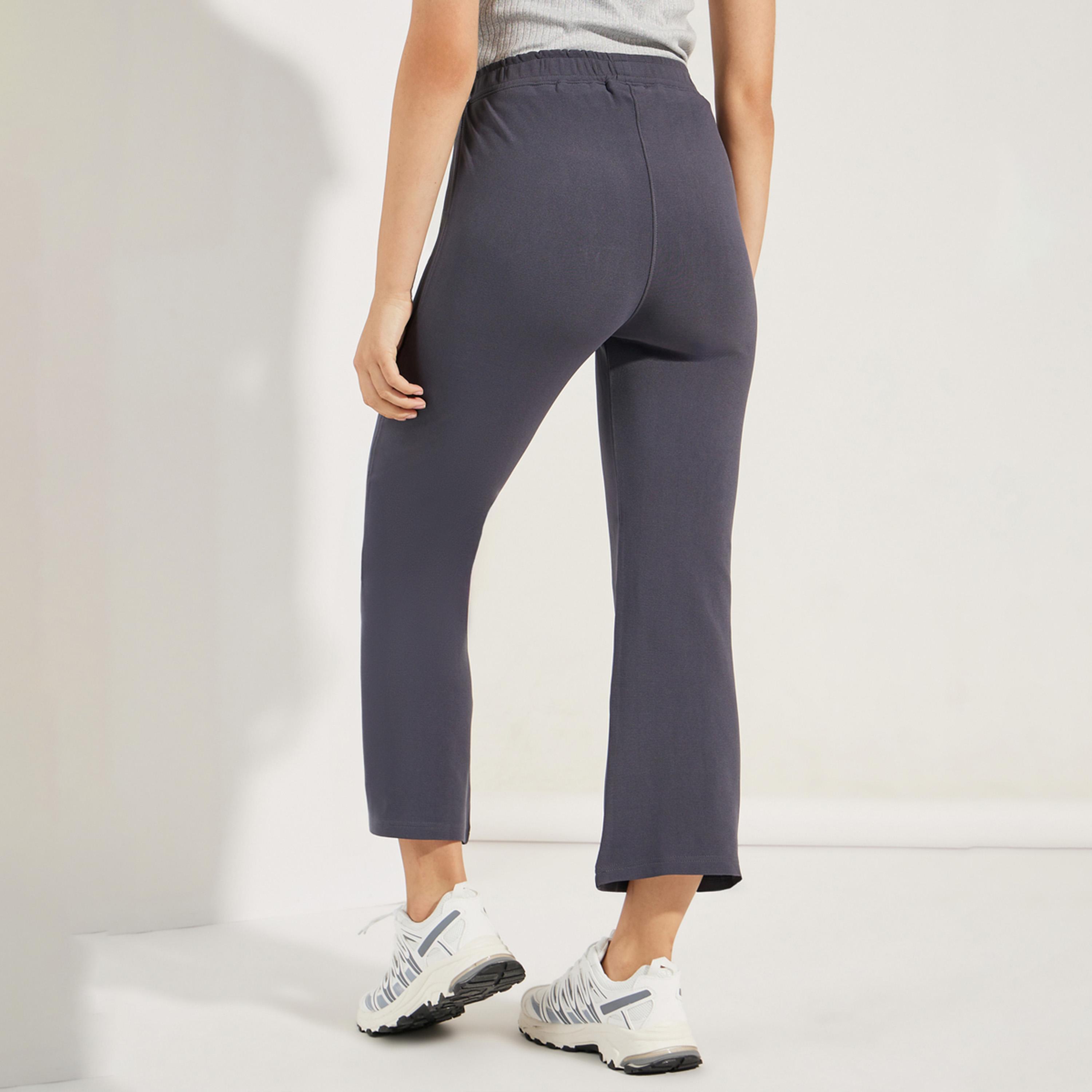 Styli Solid Fit and Flare High Rise 3/4 Leggings-women-clothing-sportswearandactivewear-bottoms-image-4