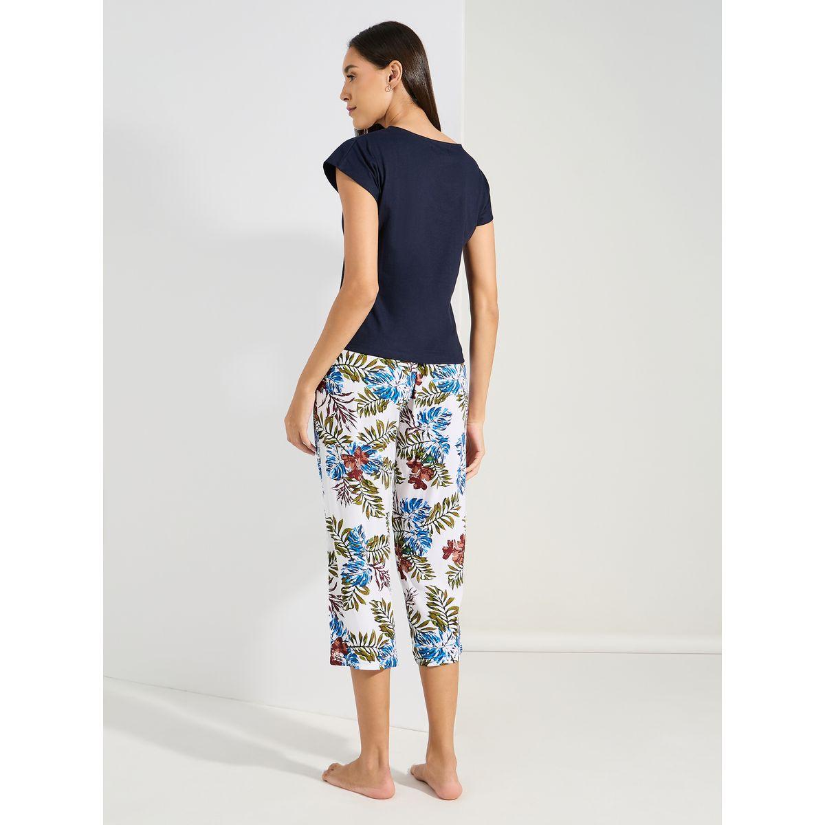 Styli Unwind Tassel Tie T-Shirt & Tropical Capri Set-women-clothing-nightwear-pyjamas-longsets-image-7