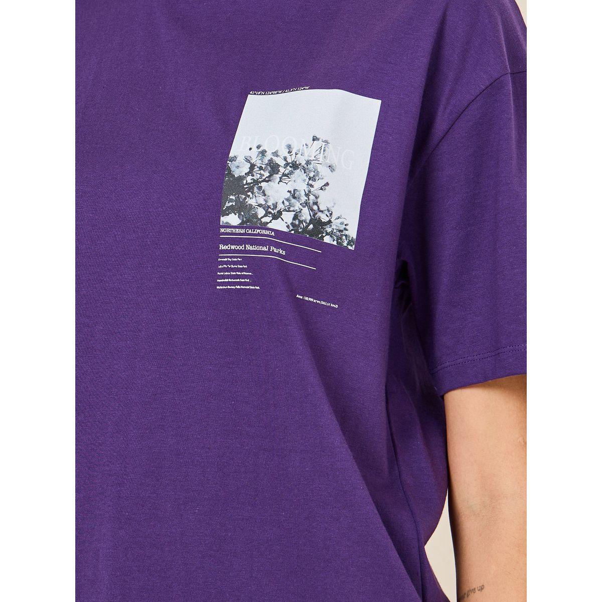 Styli Oversized Blooming Graphic Round Neck T-Shirt-women-clothing-tshirts-image-4