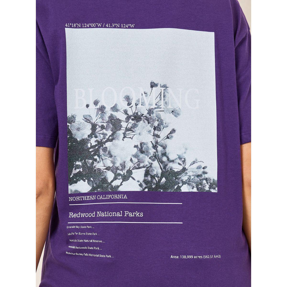 Styli Oversized Blooming Graphic Round Neck T-Shirt-women-clothing-tshirts-image-5