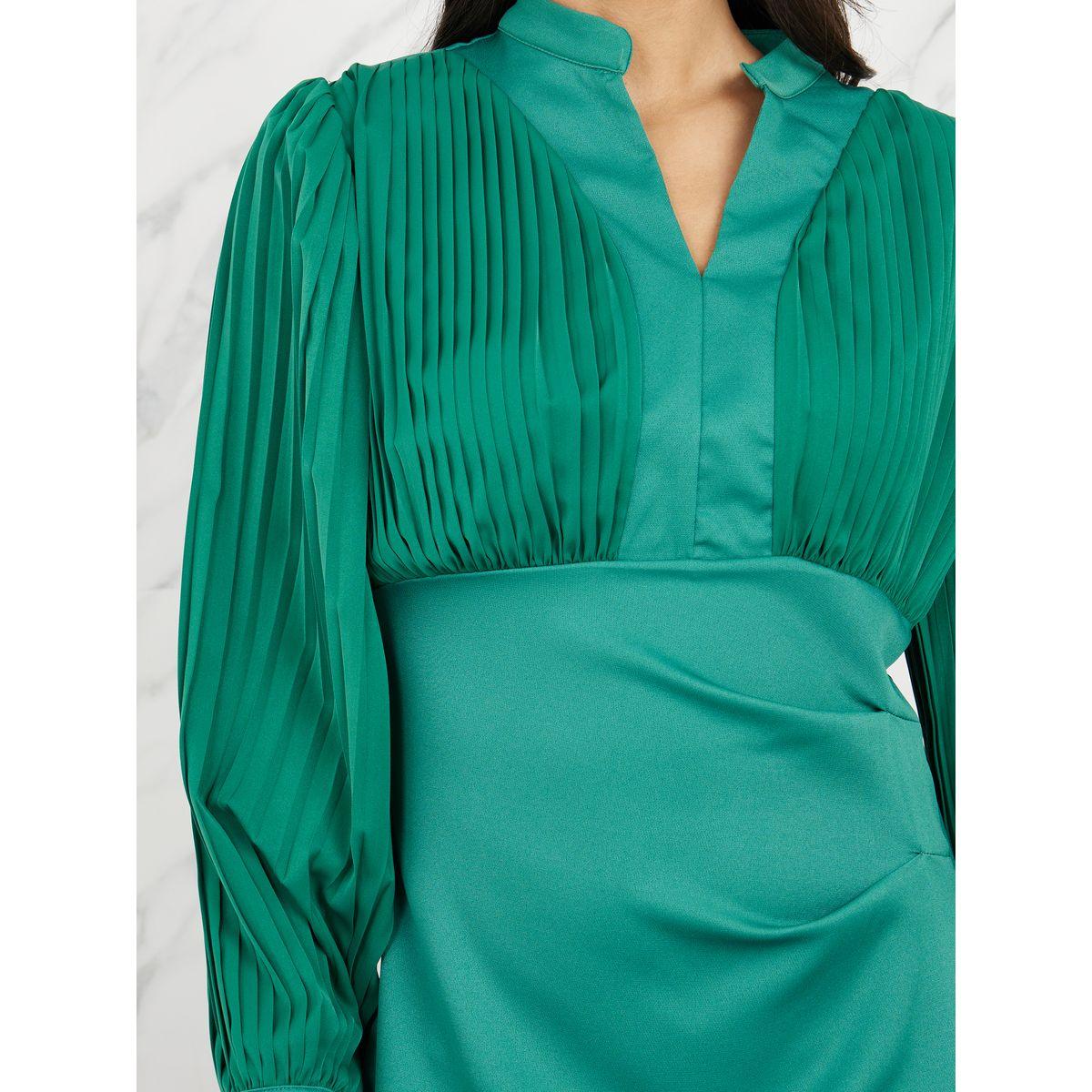Styli Pleated Notch Neck Maxi Dress with Front Slit-women-clothing-dresses-image-3