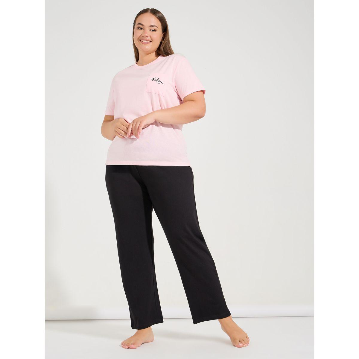 طقم من بنطال بيجاما مع تيشيرت بمقاس كبير وجيب-women-clothing-nightwear-pyjamas-longsets-image-1