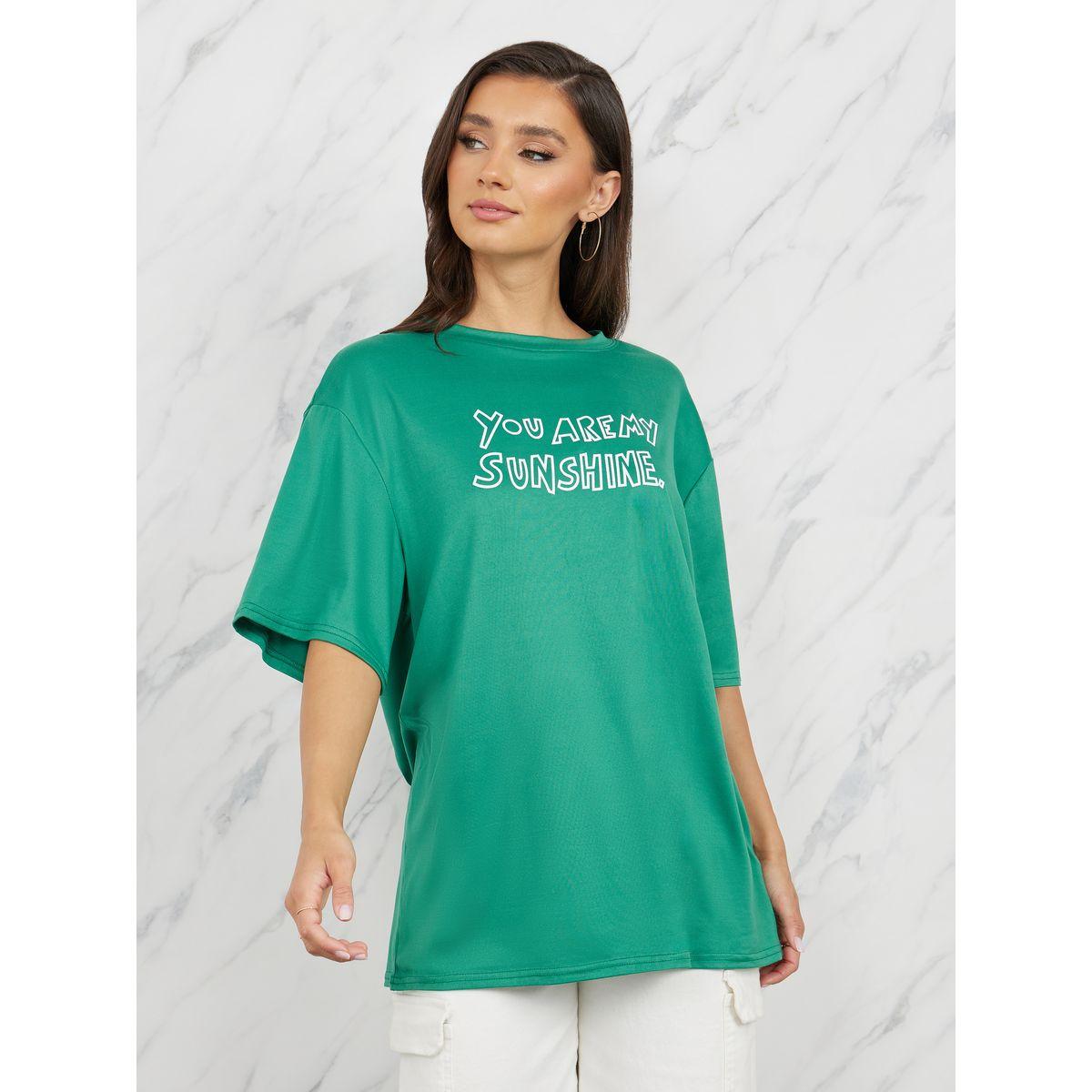 تيشيرت واسع مطبع بطبعة كتابة-women-clothing-tshirts-image-1