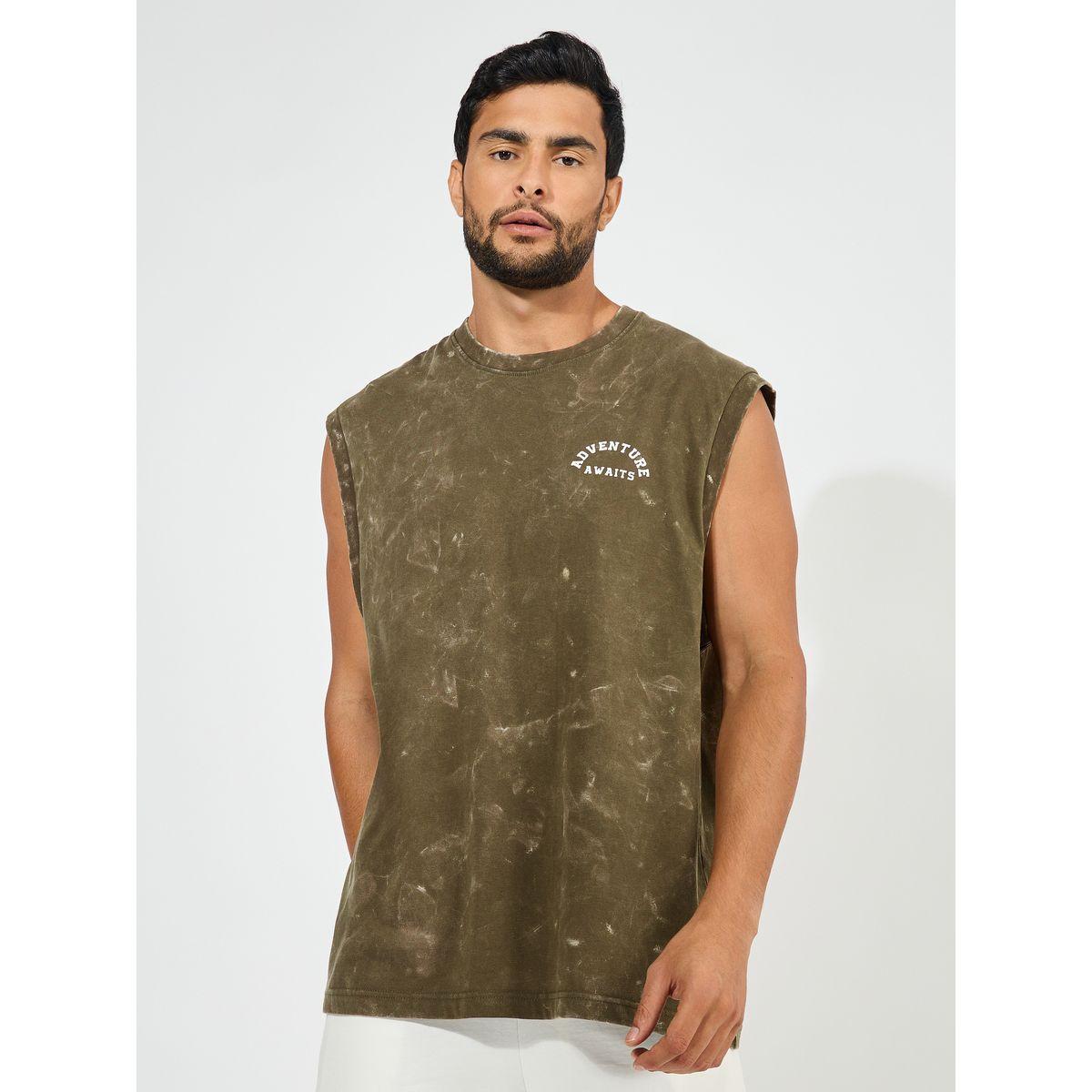تيشيرت كت بقصة فضفاضة وتفاصيل مشطوفة-men-clothing-tshirtsandpolos-tshirts-image-5