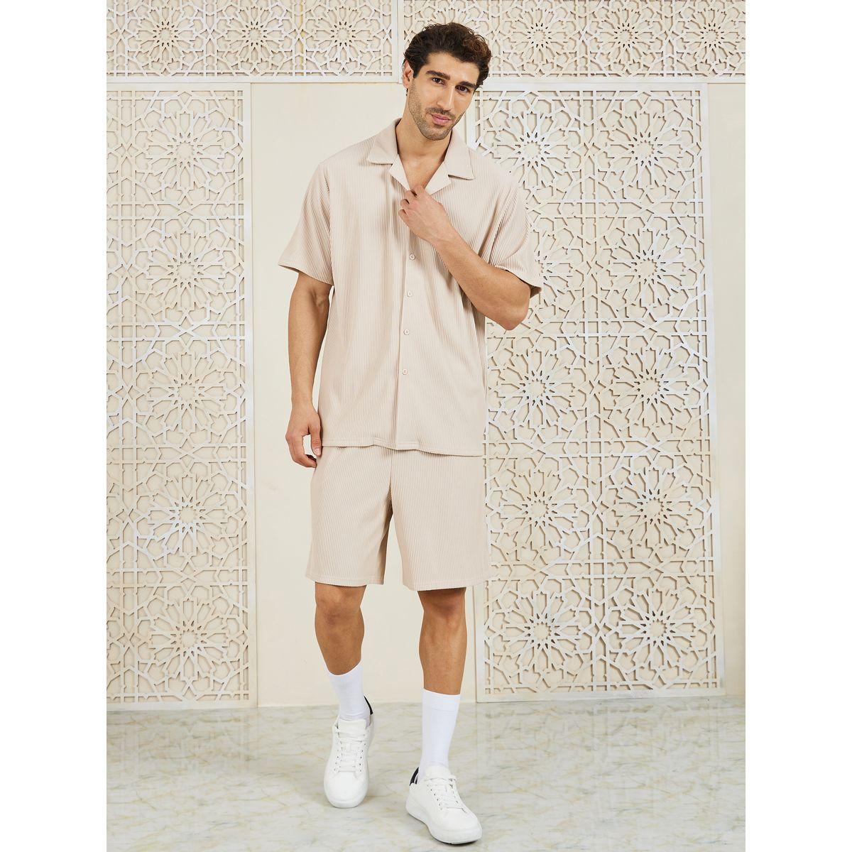 شورت بقصة مريحة مع تفاصيل مضلعة واربطة-men-clothing-bottoms-shorts-image-2