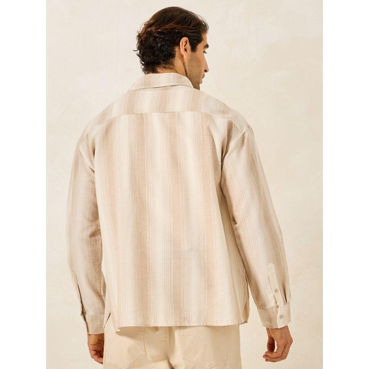 قميص قطن مخطط بقصة مريحة مع ازرار غلق-men-clothing-shirts-image-4