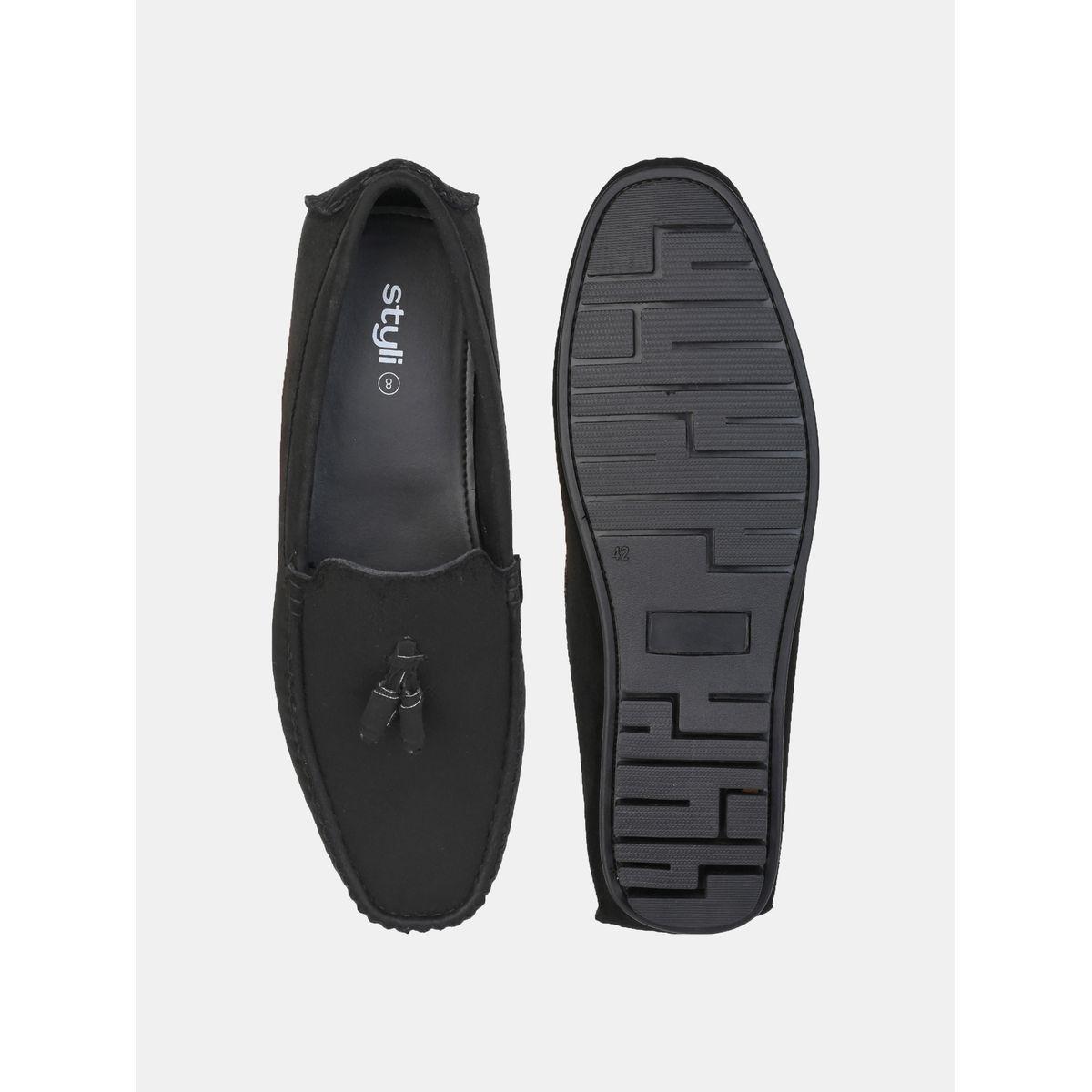 حذاء لوفرز بجلد سويدي ومزين بشرابة-men-shoes-loafersandmoccasins-image-6