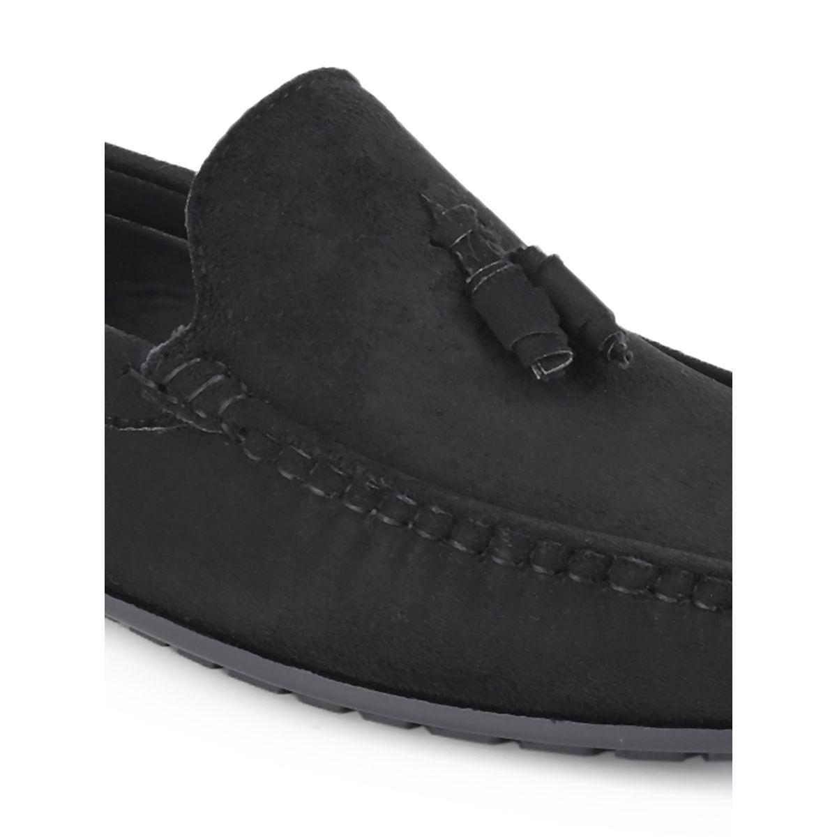 حذاء لوفرز بجلد سويدي ومزين بشرابة-men-shoes-loafersandmoccasins-image-7