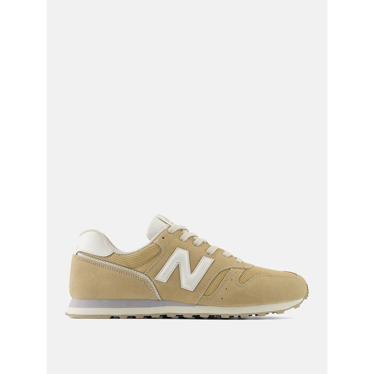 حذاء سنيكرز بتفاصيل دانتيل وشعار-men-shoes-sneakers-image-1
