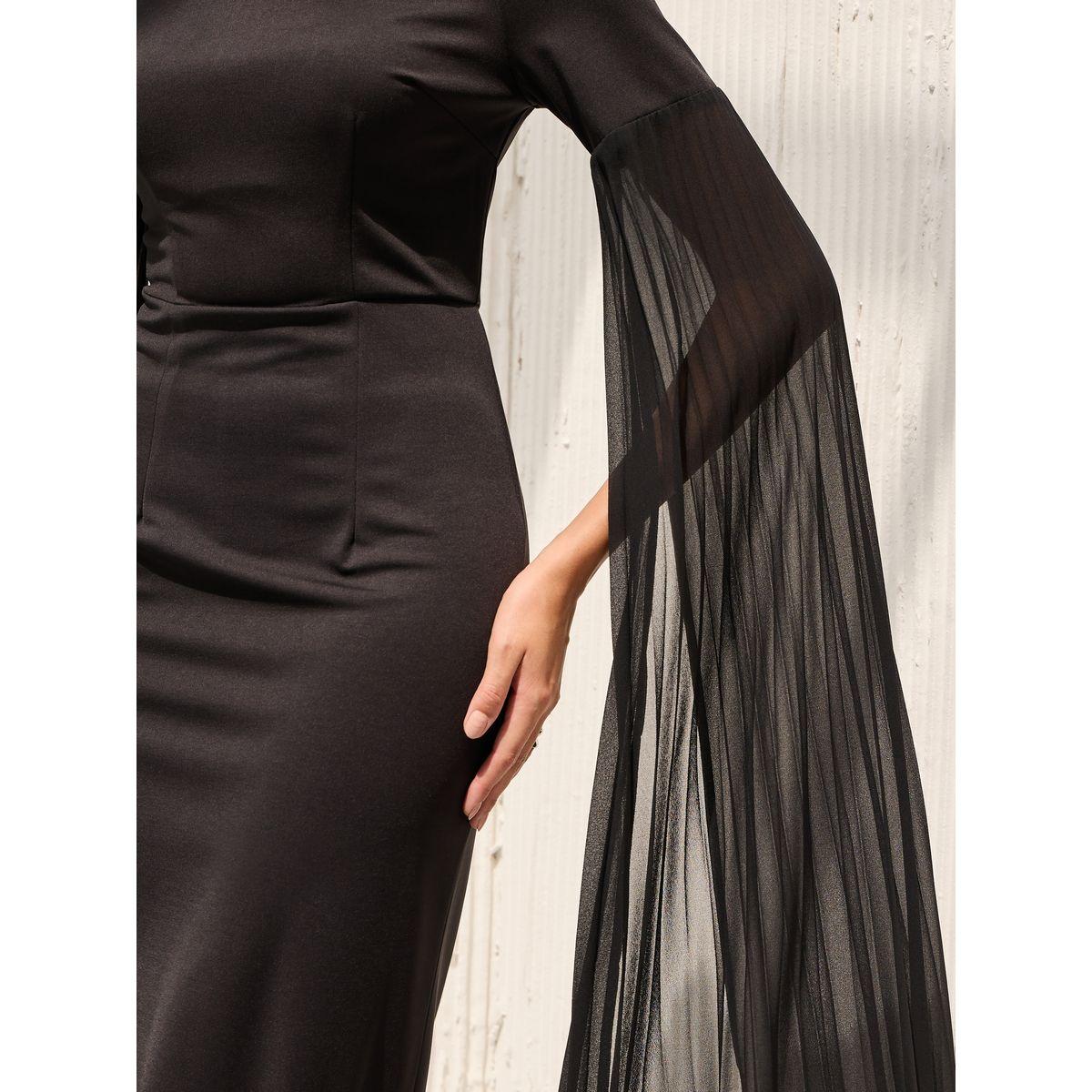 Styli Boat Neck Bodycon Maxi Dress with Pleated Sleeves-women-clothing-dresses-image-5