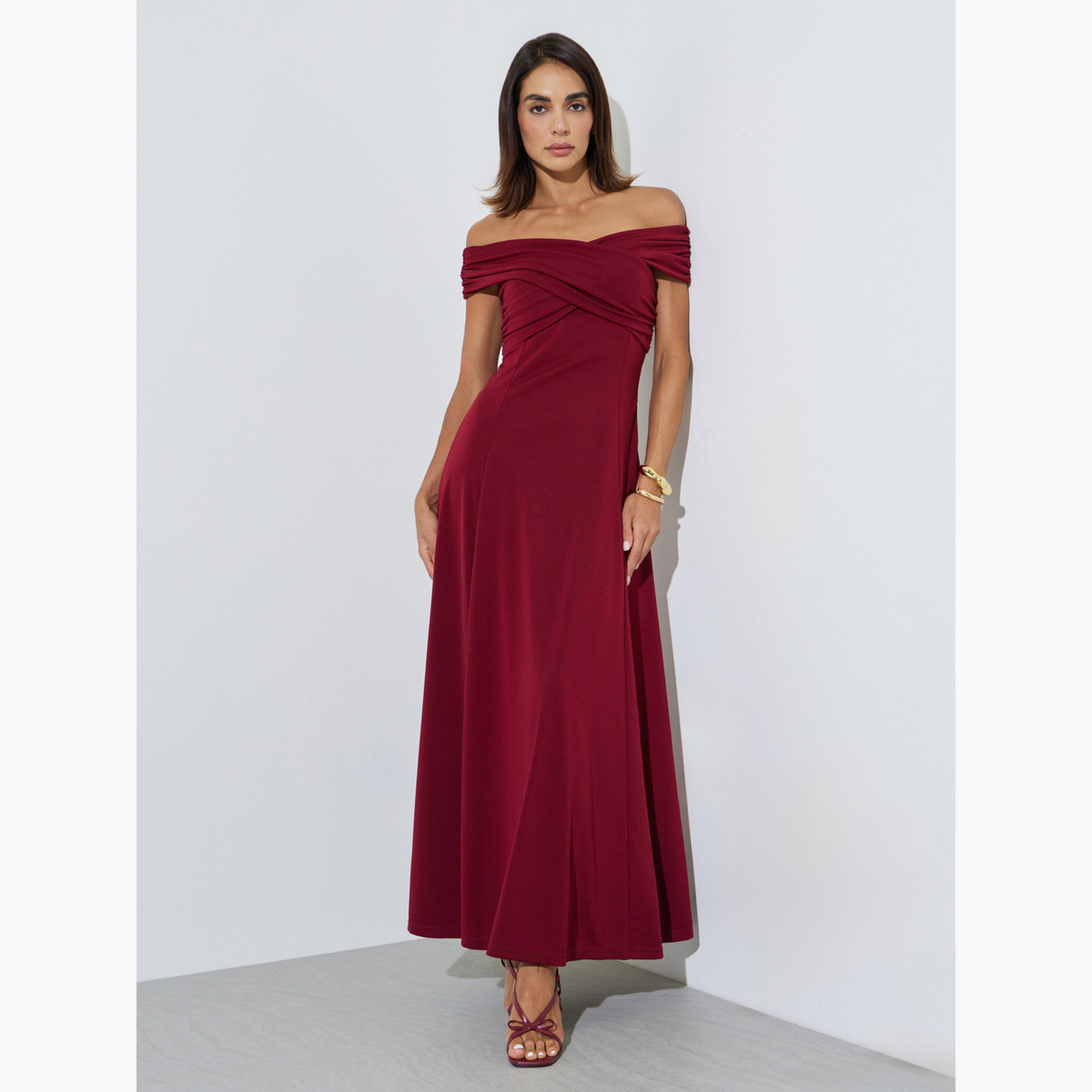 فستان سهرة طويل بحافة واسعة وأكتاف مكشوفة-women-clothing-dresses-image-3