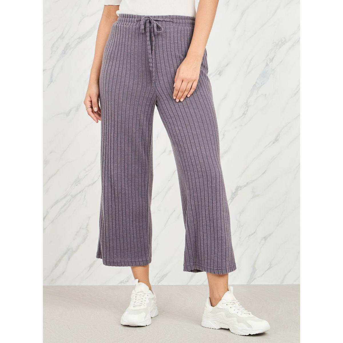 بنطال مضلع قصير بقصة مريحة واربطة-women-clothing-bottoms-trousers-image-2