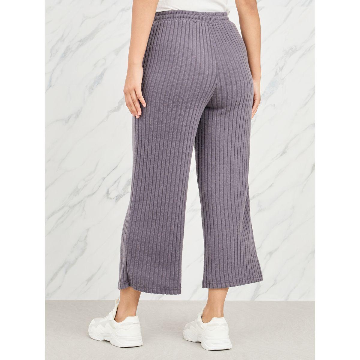 بنطال مضلع قصير بقصة مريحة واربطة-women-clothing-bottoms-trousers-image-4