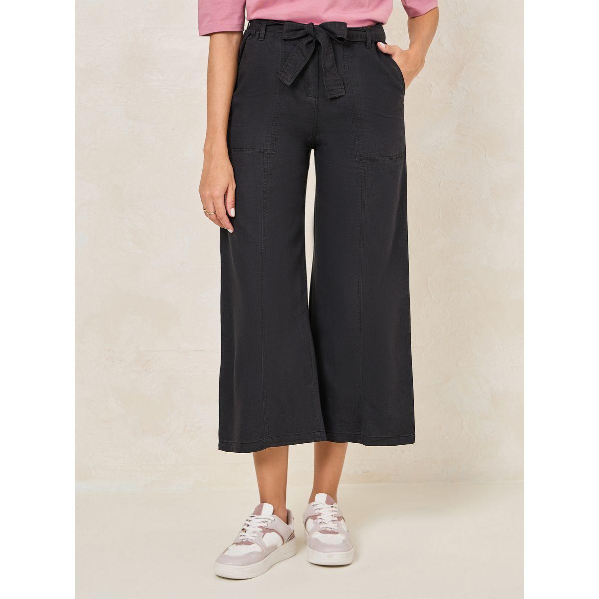 جينز قصير بقصة مريحة ورباط خصر-women-clothing-bottoms-jeans-image-1