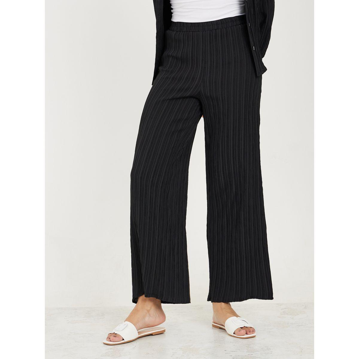 Styli Crepe Texture Button Through Shirt & Straight Pants Co-Ords-women-clothing-coordsets-image-4