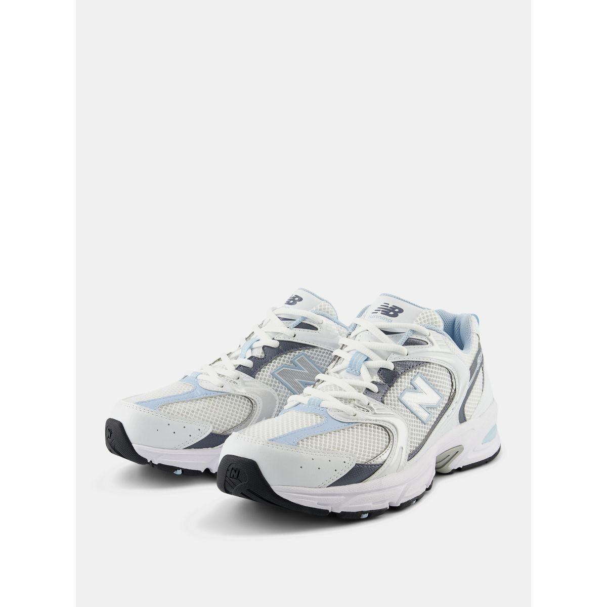 حذاء سنيكرز بتفاصيل بارزة الملمس-women-shoes-sneakers-image-7