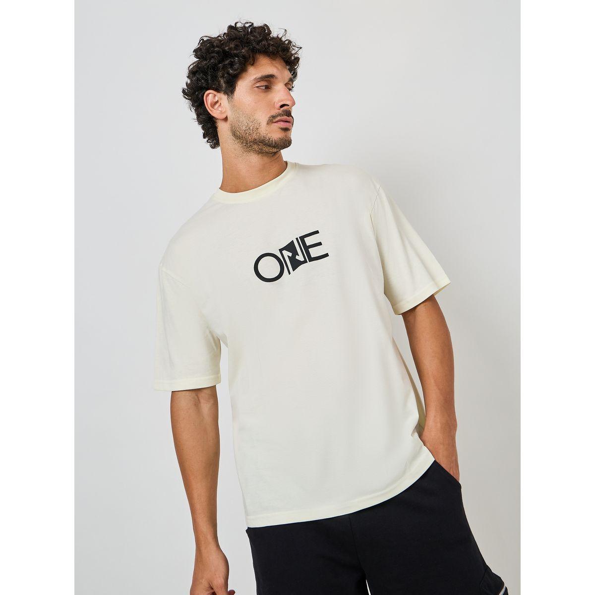 Styli Chest Minimal Print Oversized Cotton Rich T-Shirt-men-clothing-tshirtsandpolos-tshirts-image-1