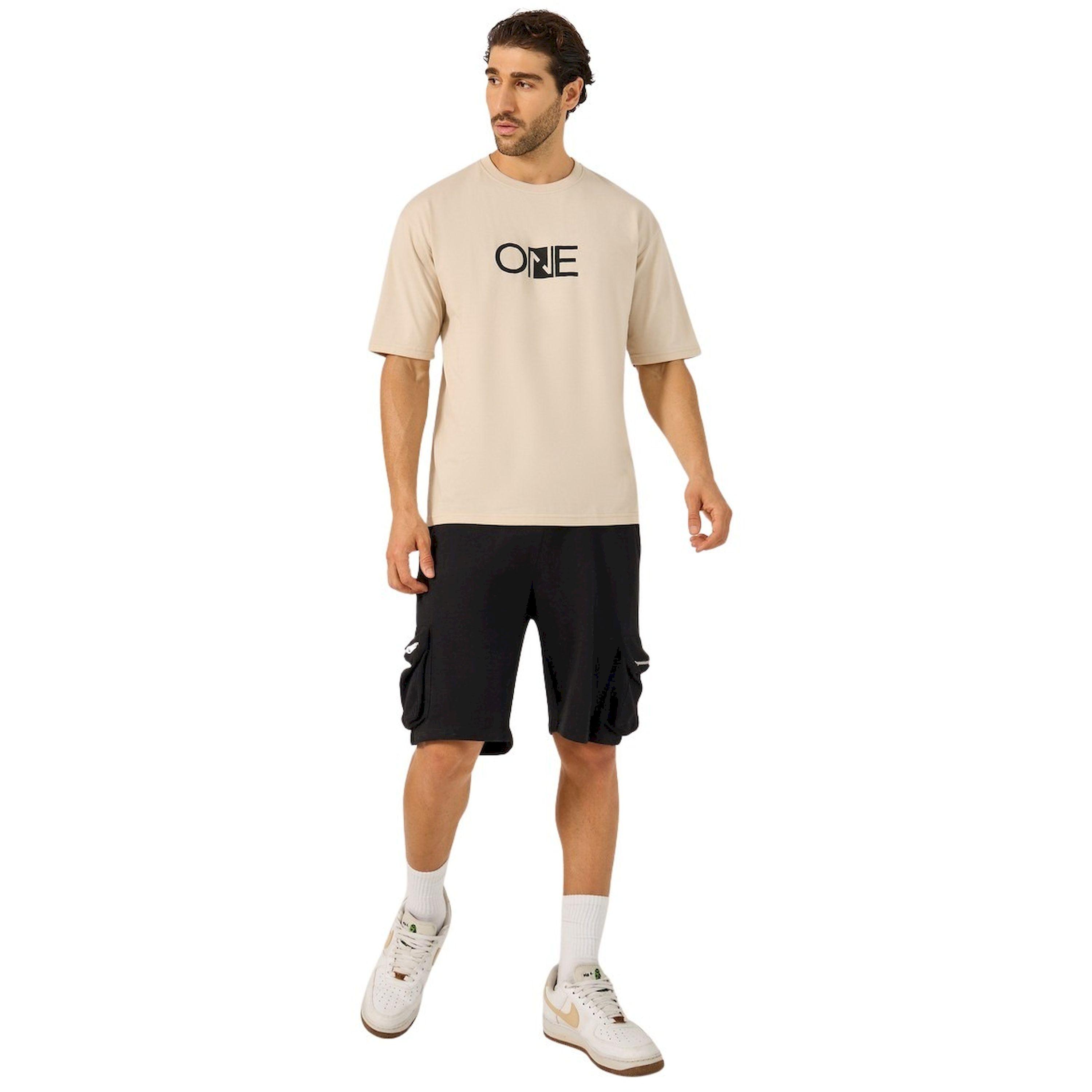 Styli Minimal Print Oversized Cotton Rich T-Shirt-men-clothing-tshirtsandpolos-tshirts-image-2