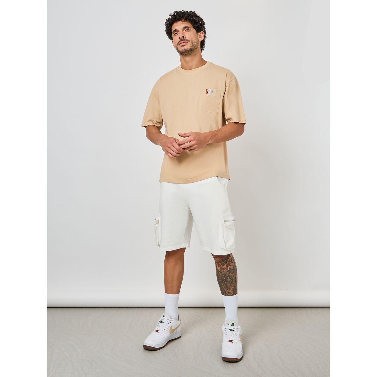 تيشيرت قطن فضفاض مع جيب بتفاصيل مُطرّزة-men-clothing-tshirtsandpolos-tshirts-image-2