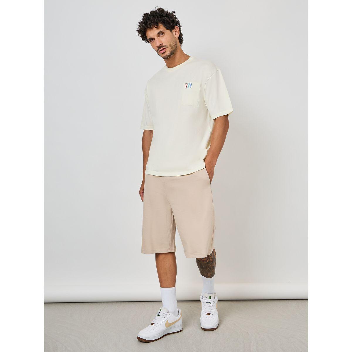 تيشيرت قطن فضفاض مع جيب بتفاصيل مُطرّزة-men-clothing-tshirtsandpolos-tshirts-image-2