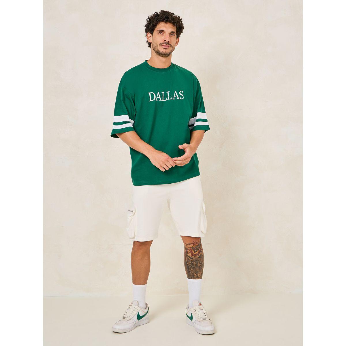 تيشيرت فارسيتي بقصة بوكسي مزين بخطوط-men-clothing-tshirtsandpolos-tshirts-image-2