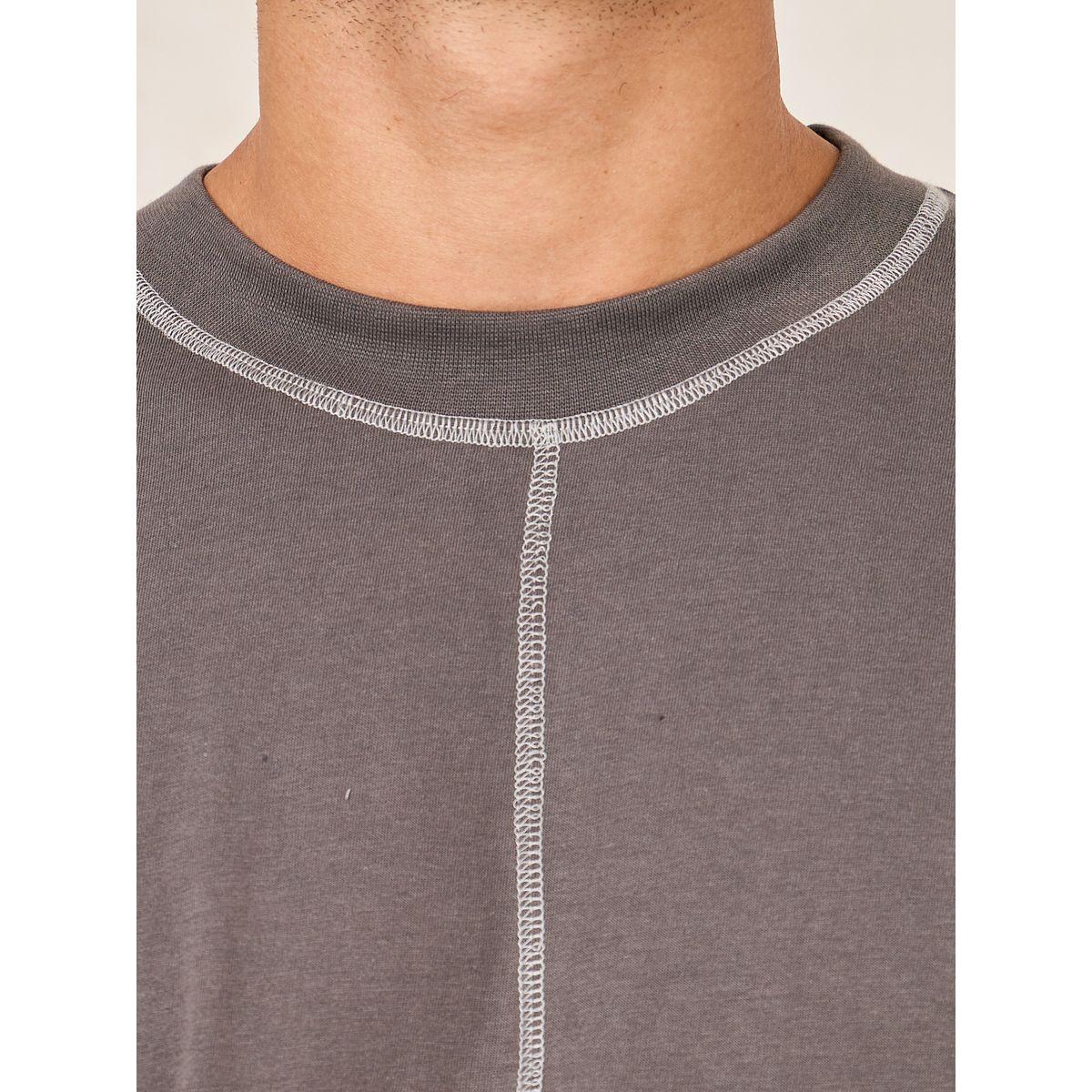 Styli Contrast Overlock Stitch Detail Oversized Cotton Rich T-Shirt-men-clothing-tshirtsandpolos-tshirts-image-3