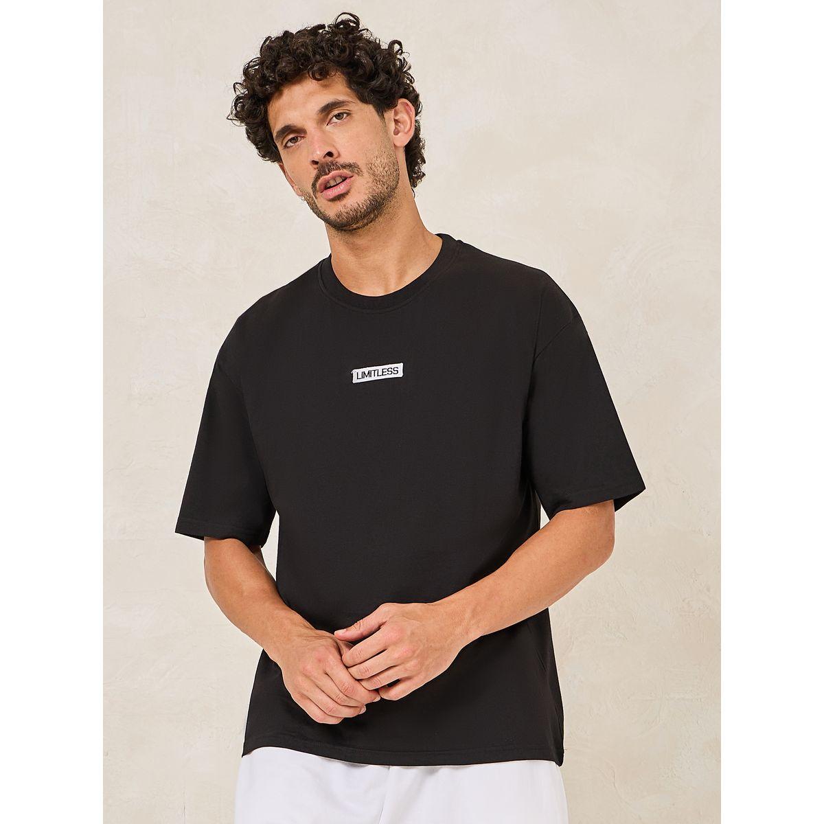 Styli Oversized Minimal Chest Badge Cotton T-Shirt-men-clothing-tshirtsandpolos-tshirts-image-1