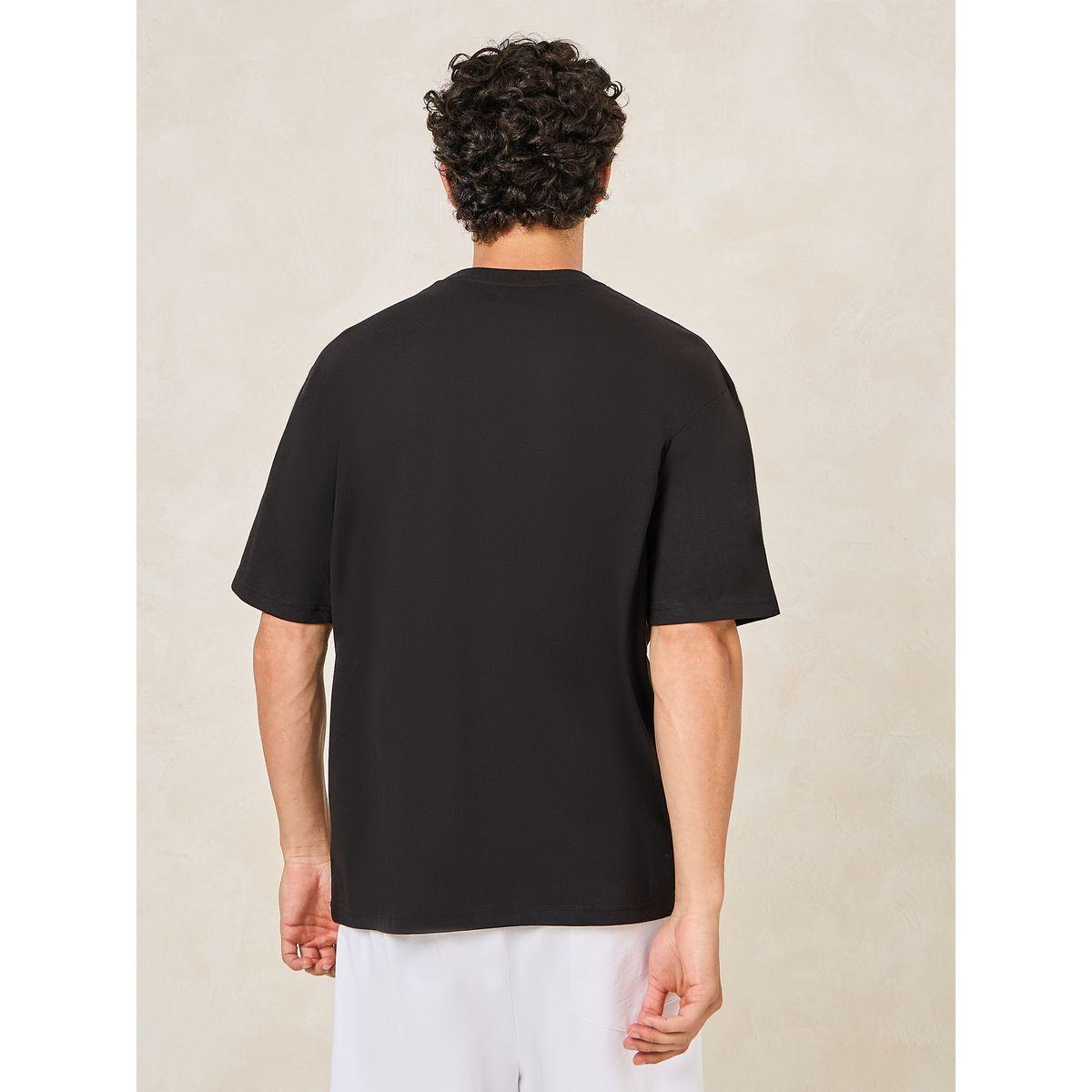 Styli Oversized Minimal Chest Badge Cotton T-Shirt-men-clothing-tshirtsandpolos-tshirts-image-4