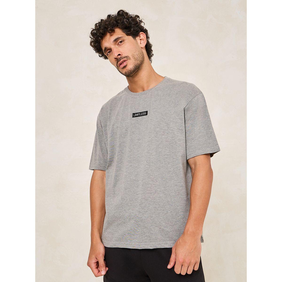 Styli Minimal Chest Badge Oversized Cotton Rich T-Shirt-men-clothing-tshirtsandpolos-tshirts-image-1